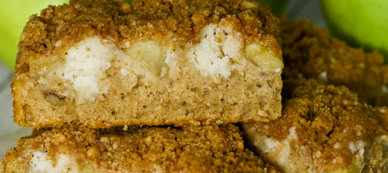 Šarlotka jablková s pudingom